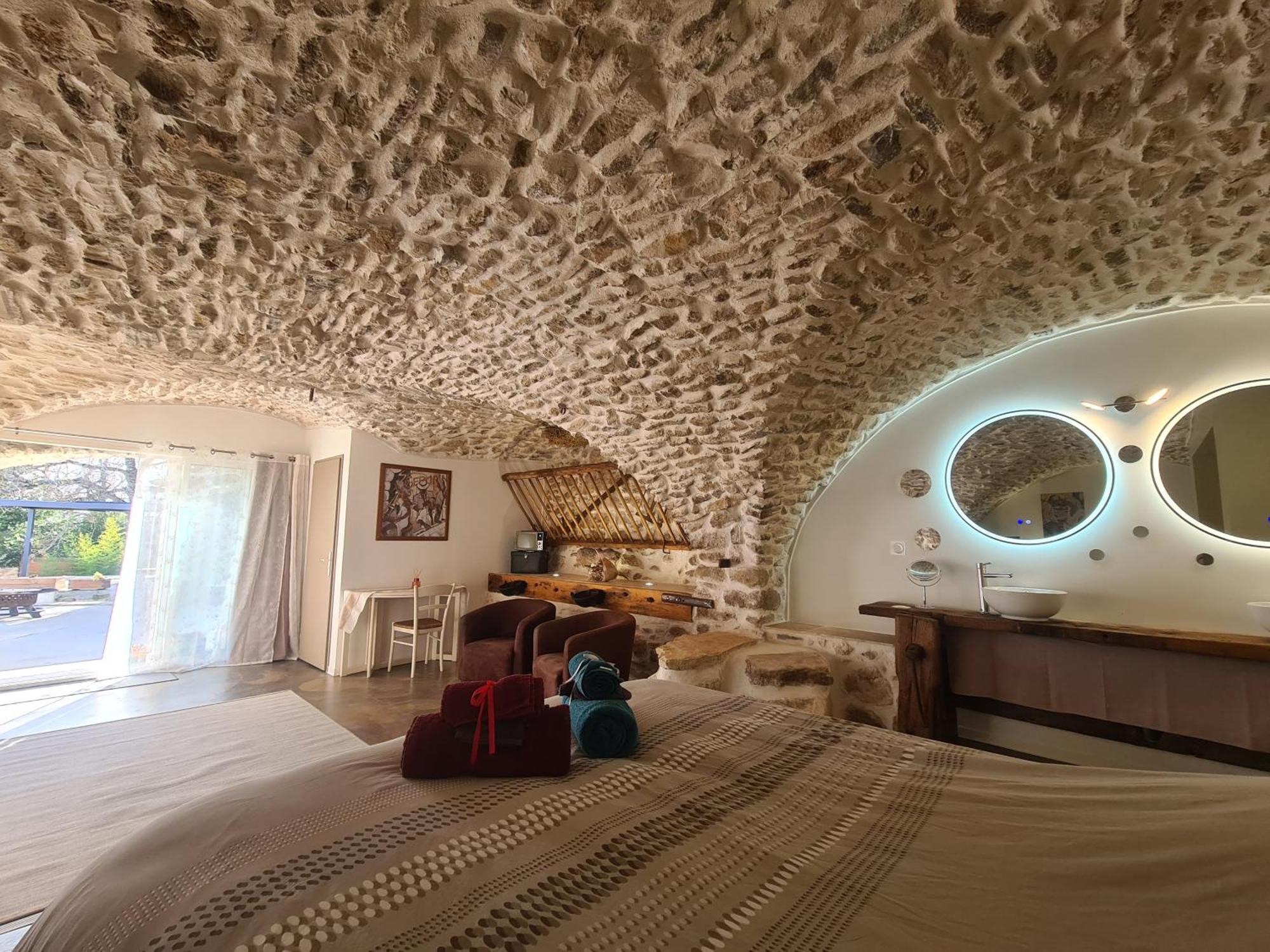 Gîtes 2 adultes dans un mas charme et calme assuré Servas  Exterior foto